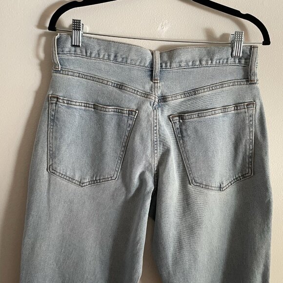 Old Navy Men Size 30X36 Light Wash Denim Built-In Flex Athletic Taper Jeans NWT - Picture 8 of 10